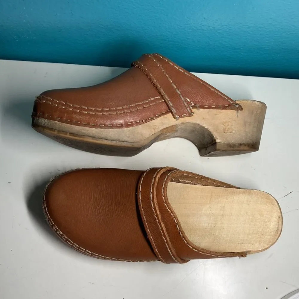 Gevavi Wood & Leather Clogs Size 39 - 8.5 US Womens Slip On Shoes